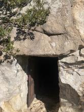 Pic de Bou - entrée Grotte de cire
